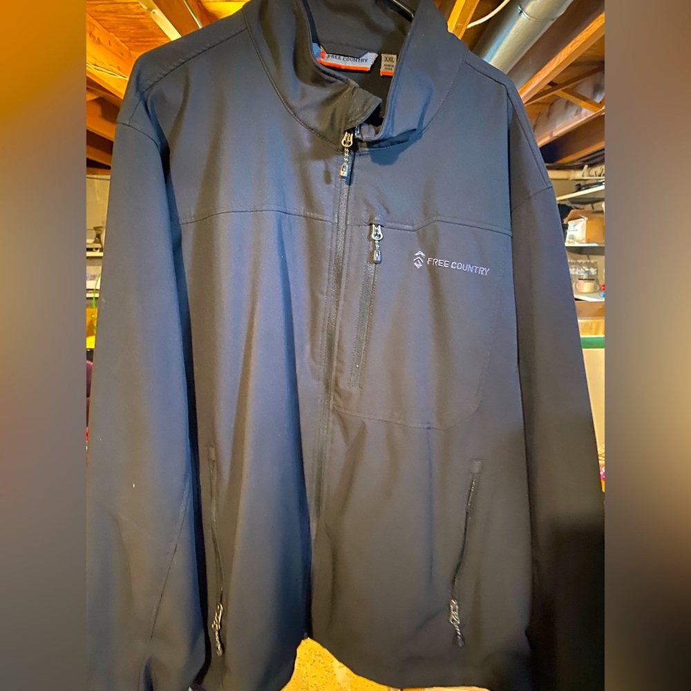 Free Country Softshell Jacket
XXL
Black